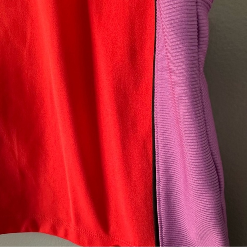DSG Twitch +‎ Allison Cropped Athletic Top | Red/Black/Purple - Picture 2 of 6